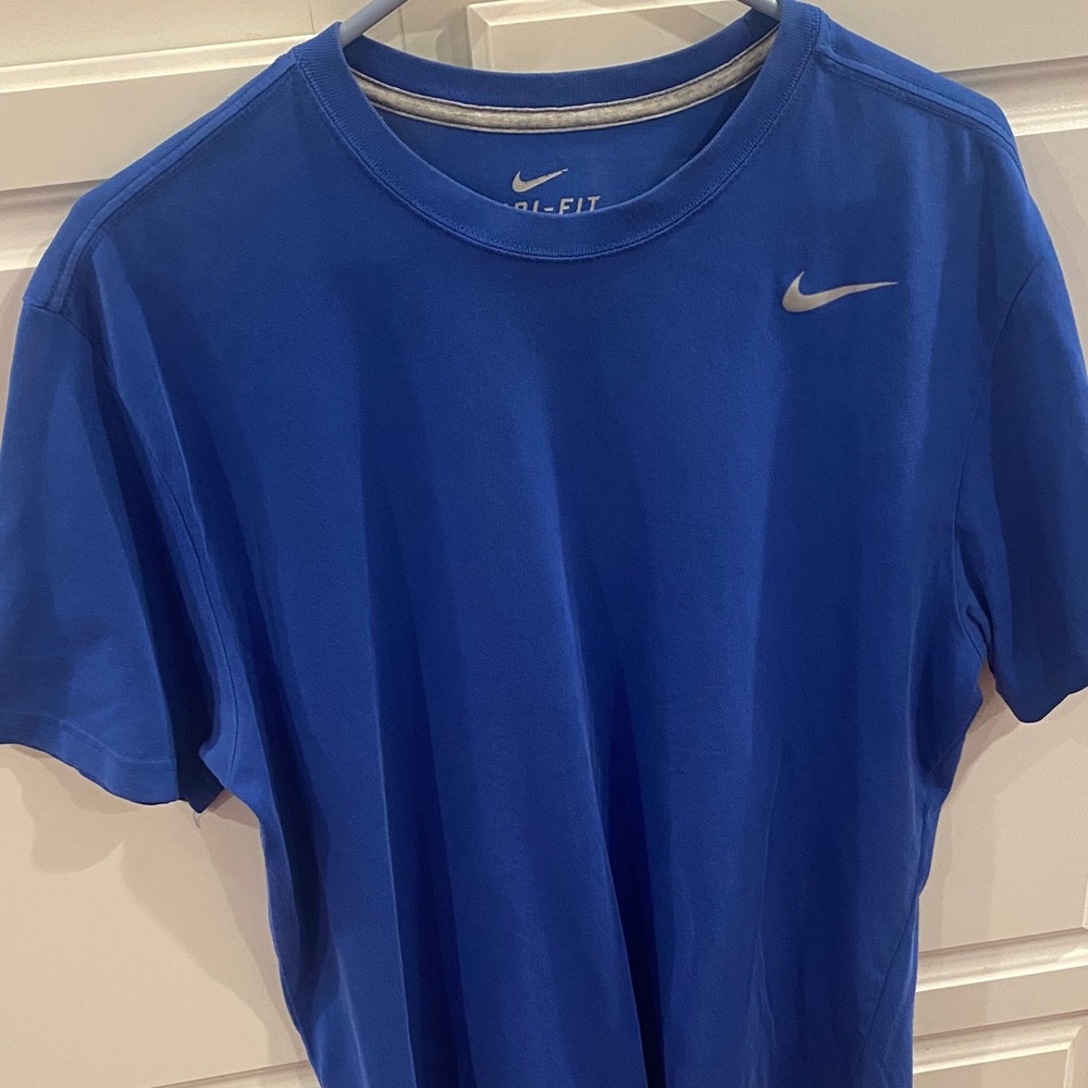 Nike Men's Short Sleeve Blue Tee